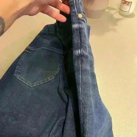 Express flare high waisted jeans distressed - Picture 11 of 15